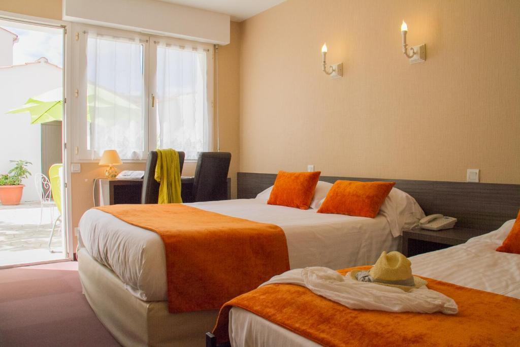 Les Hirondelles Hotell Les Sables-dʼOlonne Rum bild