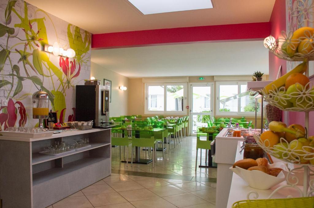 Les Hirondelles Hotell Les Sables-dʼOlonne Exteriör bild